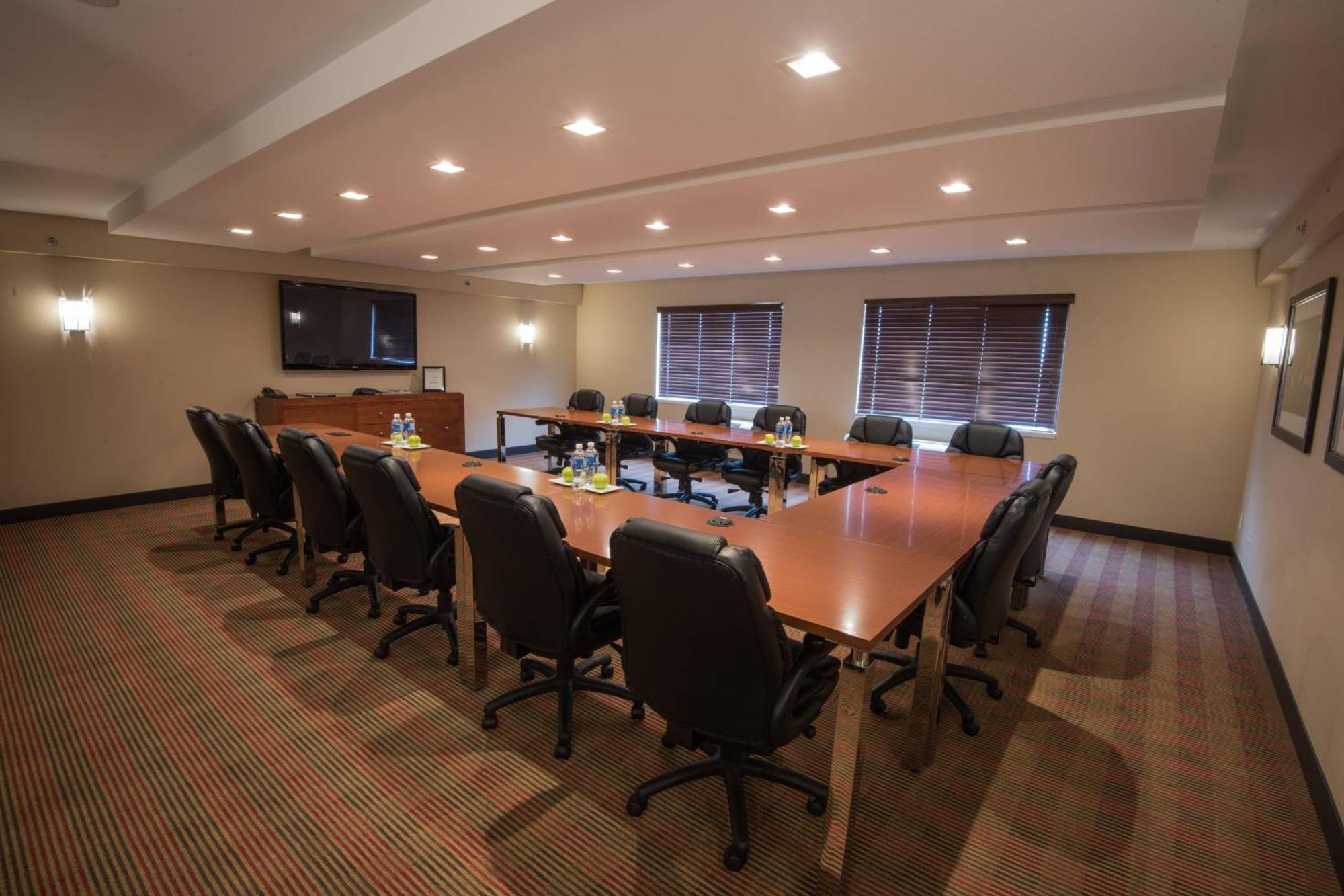 Four Points By Sheraton Winnipeg South Esterno foto