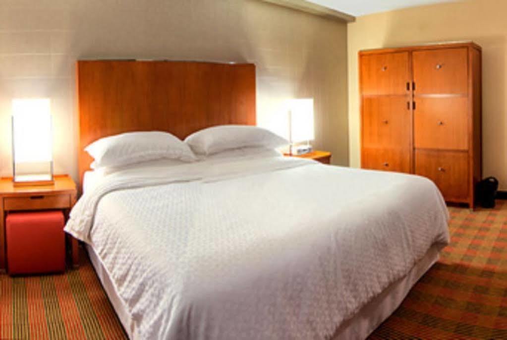 Four Points By Sheraton Winnipeg South Esterno foto